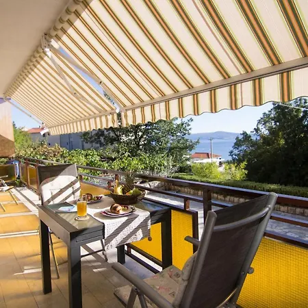 Апартаменты Kristy's Place Цриквеница