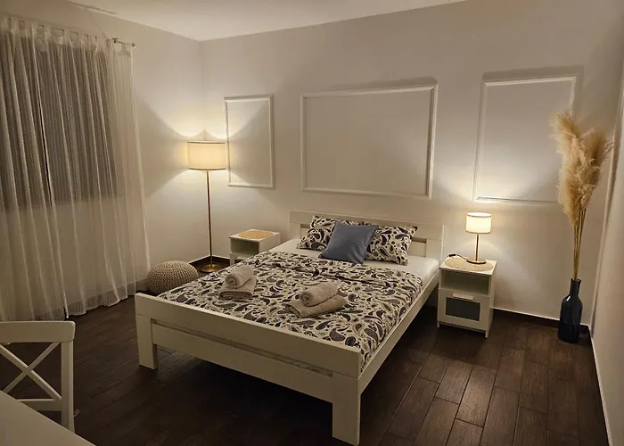 Διαμέρισμα Kristy's Place